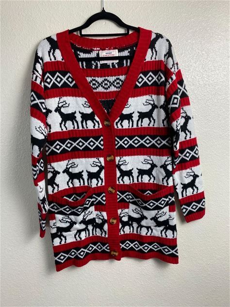 v28 Women's Christmas Reindeer Sweater